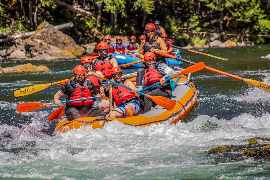 Rafting a whitewater rapid on the North Umpqua River