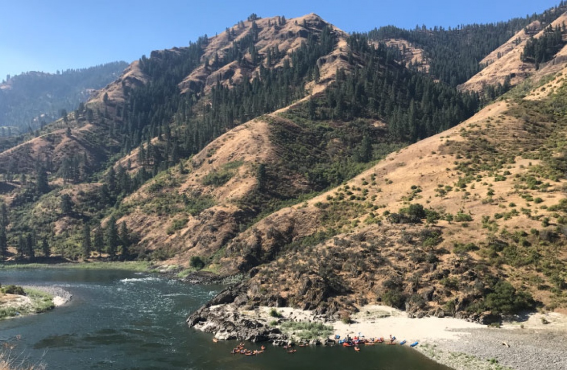 One of the big beaches on the Lower Salmon