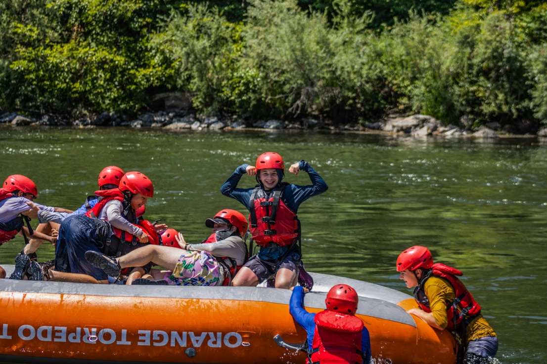 Looking down into Hellgate Canyon on a rafting group floating through